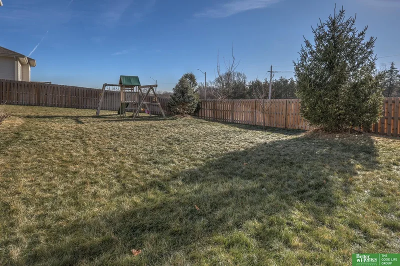 18311 Patrick Avenue, Elkhorn, NE 68022, Omaha, Nebraska, United States. - Photo 37
