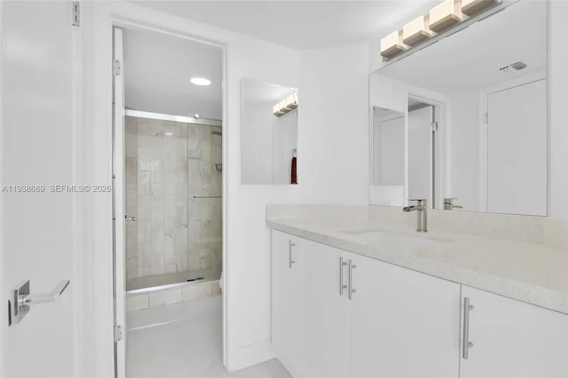 5200 N Ocean Dr 1105, Riviera Beach, Florida, United States. - Photo 27