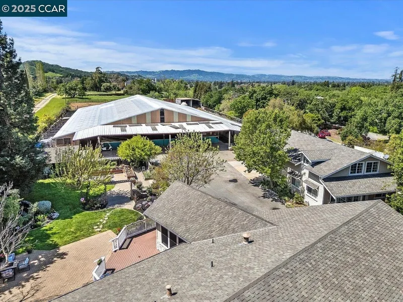 1101 North Gate Road, Walnut Creek, California, United States. - Photo 26