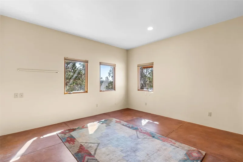 12 Calle Cabito , Santa Fe, NM 87508, Santa Fe, New Mexico, United States. - Photo 34