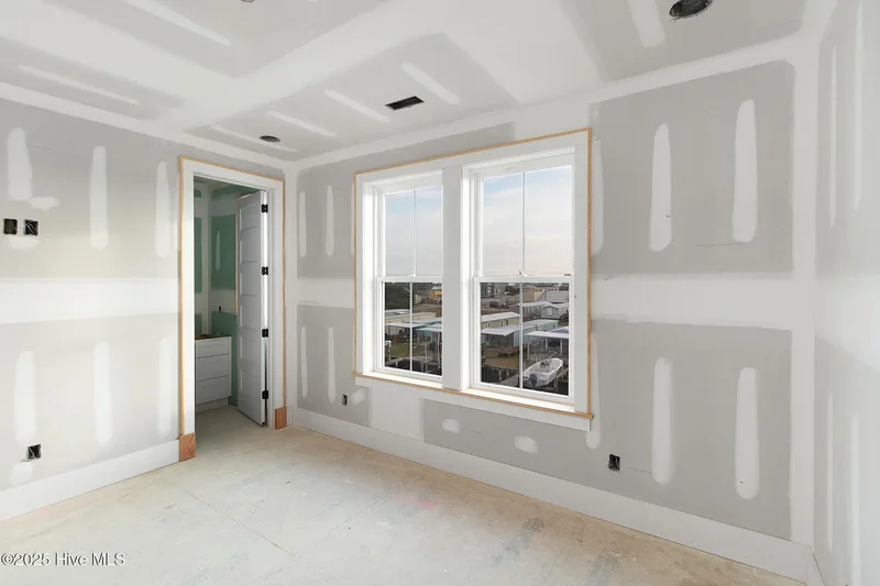121 Sound Drive, Atlantic Beach, NC 28512, Atlantic Beach, North Carolina, United States. - Photo 16