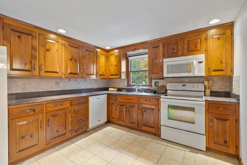 58 Washington Street , Topsfield, MA 01983, Topsfield, Massachusetts, United States. - Photo 12