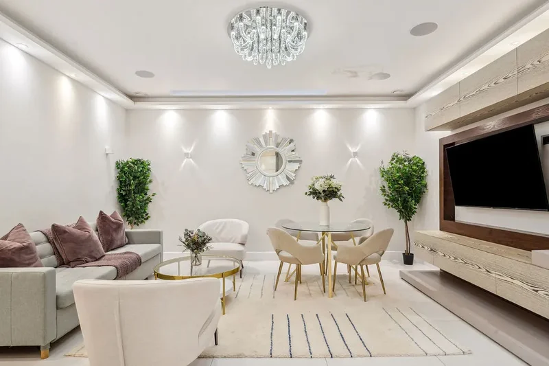 Westbourne Gardens, Bayswater, W2, London, England, United Kingdom. - Photo 14