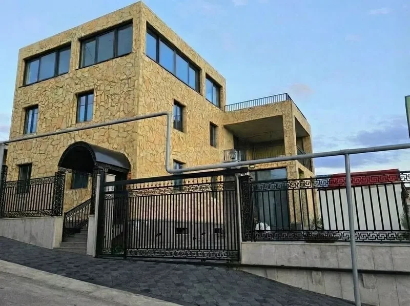 Casa Di Pietra — Timeless Elegance with Panoramic Views Over Tbilisi