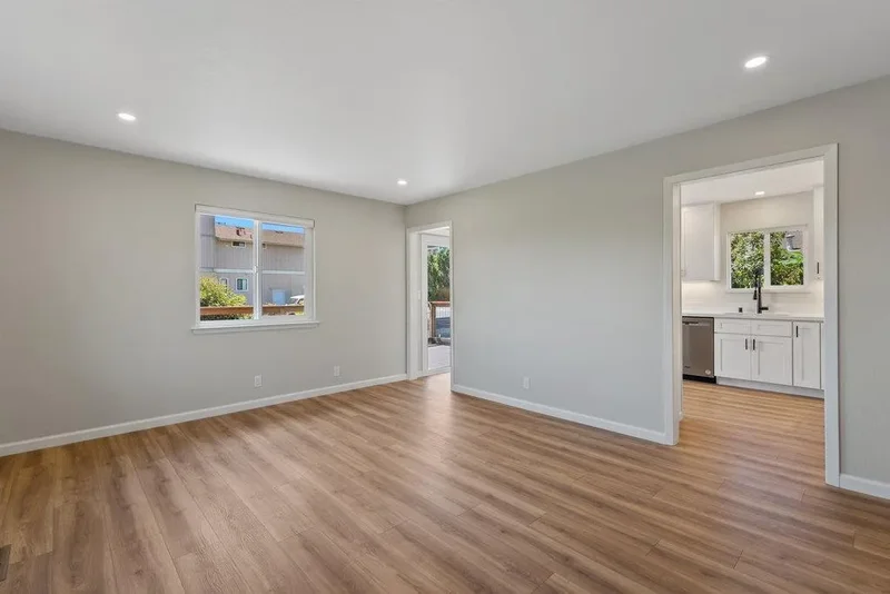 221 Carey Avenue, Freedom, California, United States. - Photo 39