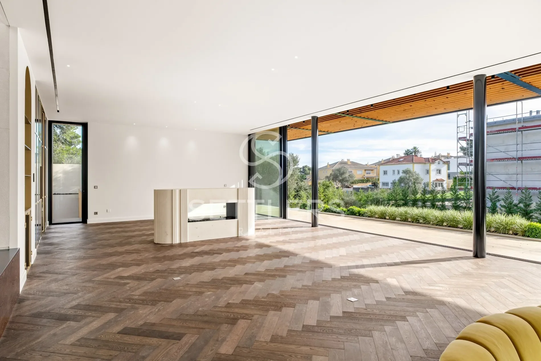 Gallery photo 1