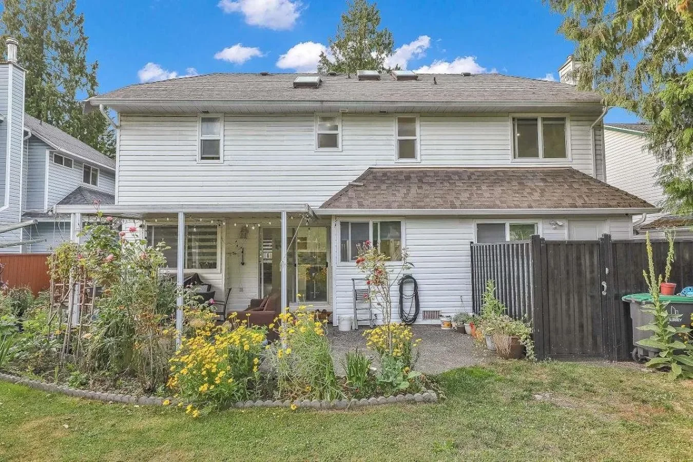 15738 97 AVENUE, Surrey, British Columbia, Canada. - Photo 4