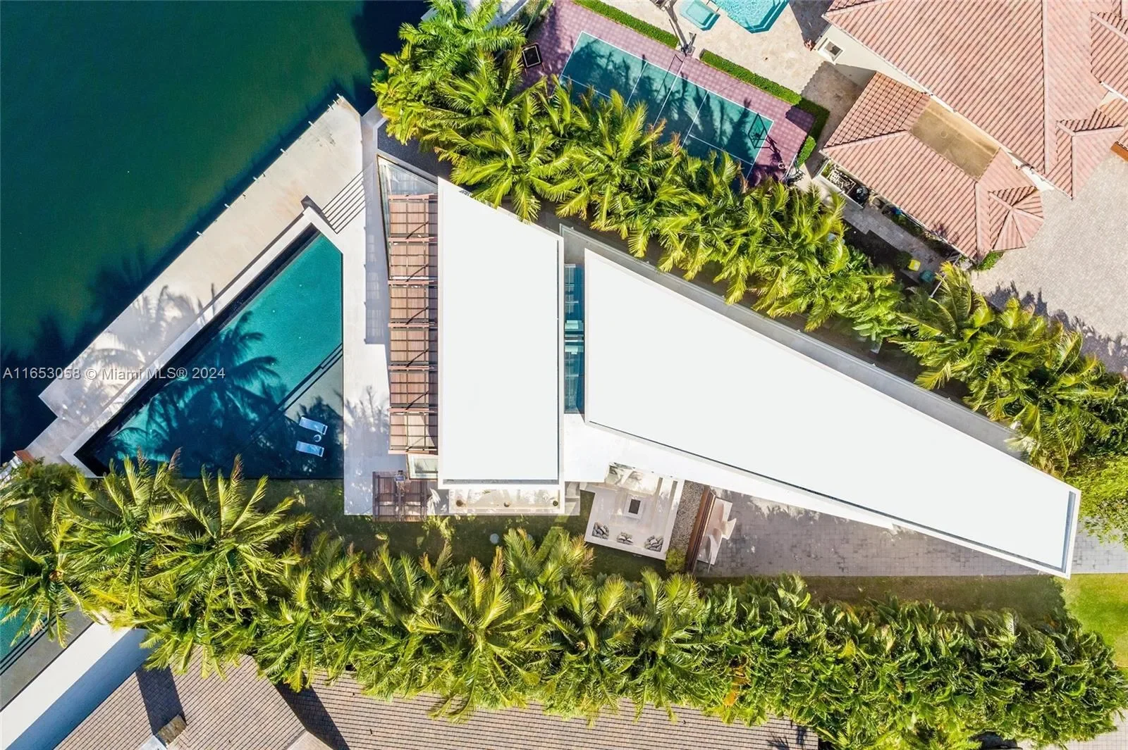 28 Minnetonka Rd, Fort Lauderdale, Florida, United States. - Photo 46