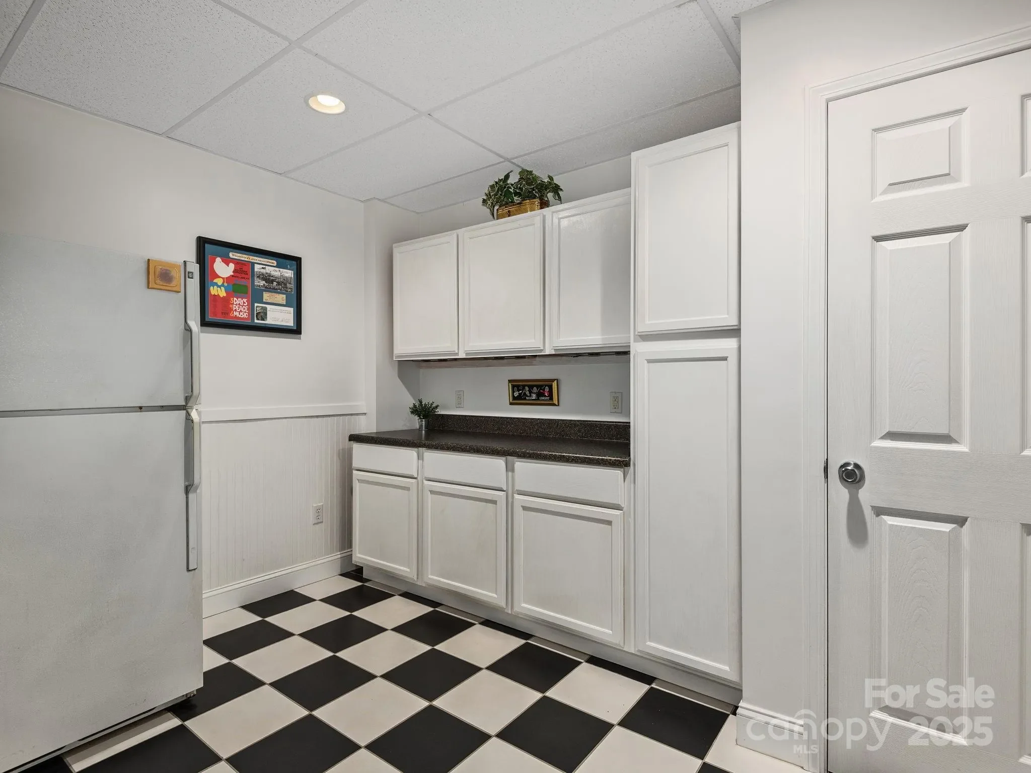 420 Chimney Rock Drive, Weaverville, NC 28787, Weaverville, North Carolina, United States. - Photo 22