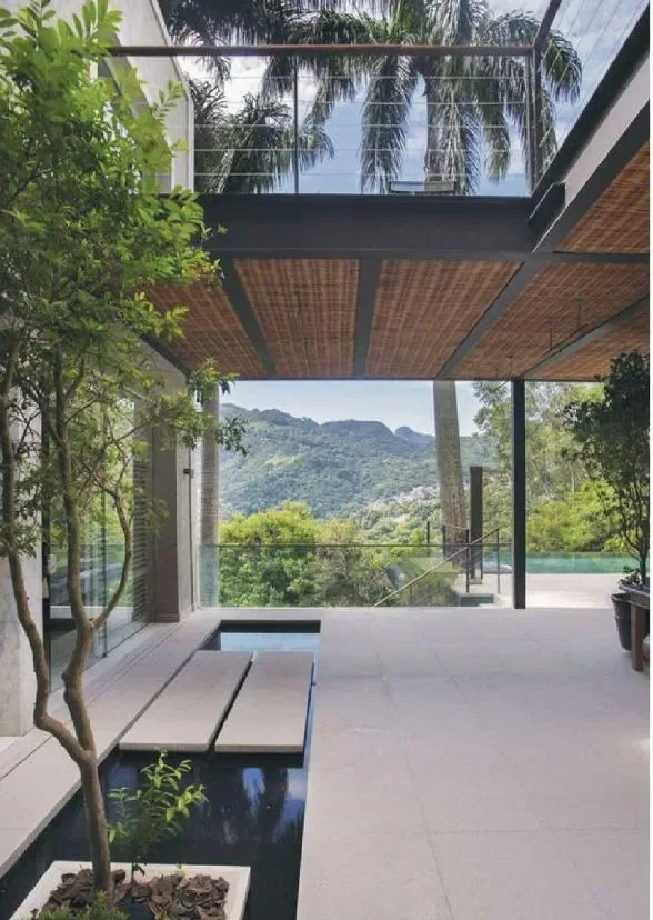 Gallery photo 8
