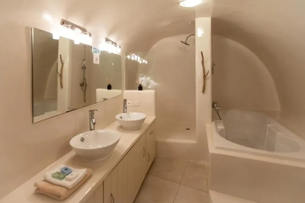 Santorini 847 00, Greece, Thira, Aegean, Greece. - Photo 14