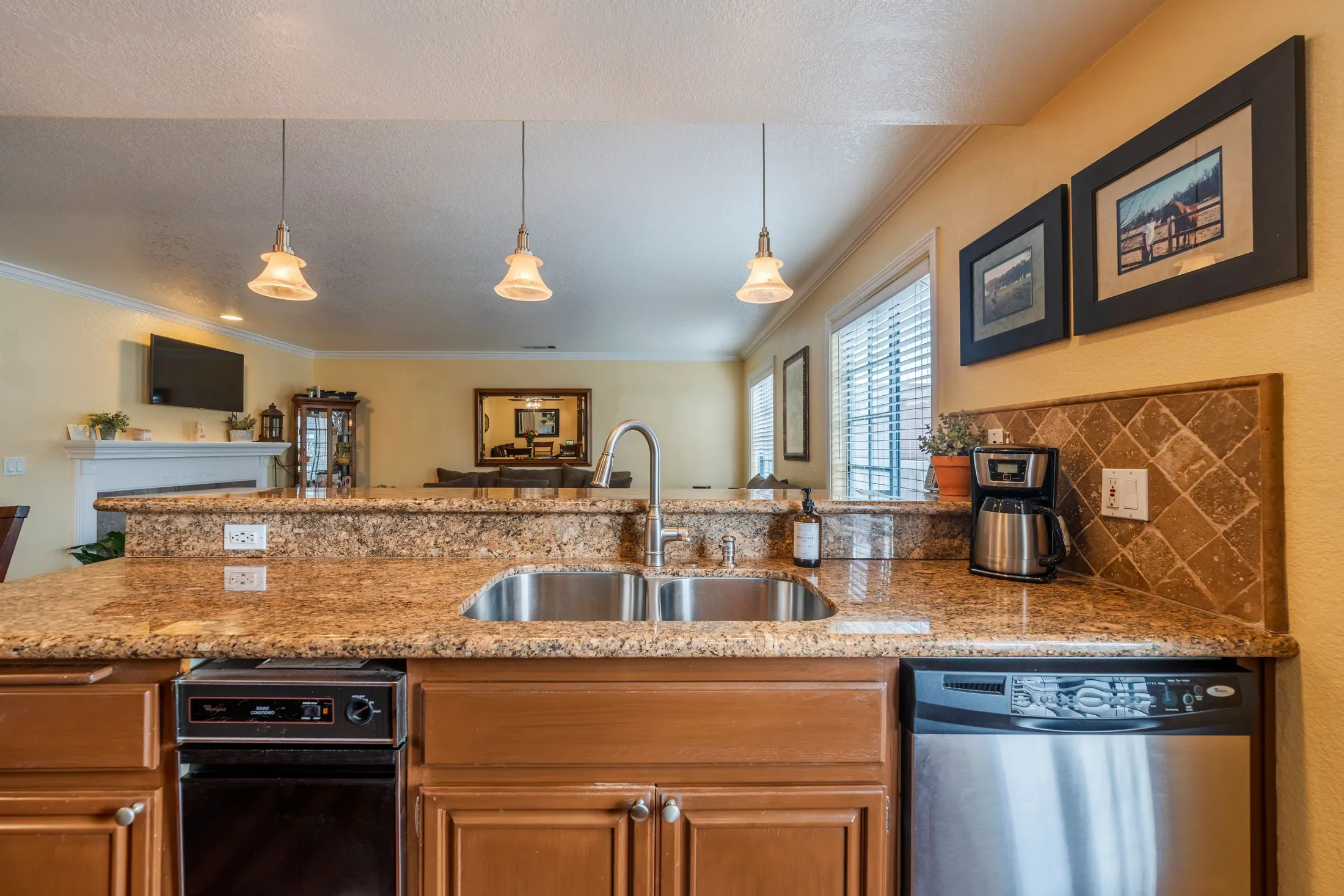 1043 West 12th Street #C , Los Angeles, CA 90731, Los Angeles, California, United States. - Photo 18