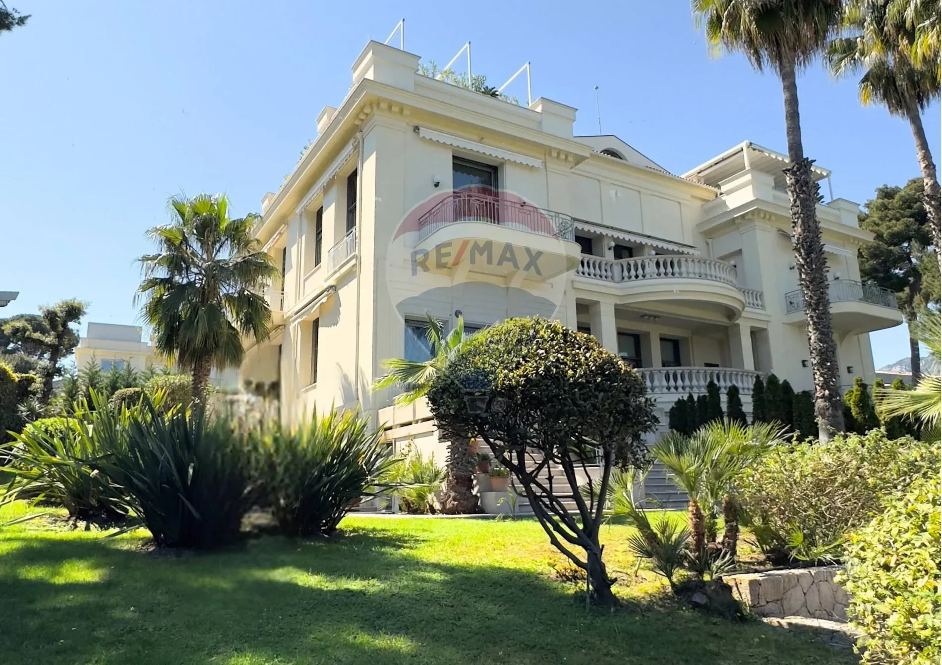 allee Monte Cristo 7, Roquebrune-Cap-Martin, Provence-Alpes-Côte d'Azur, France. - Photo 4