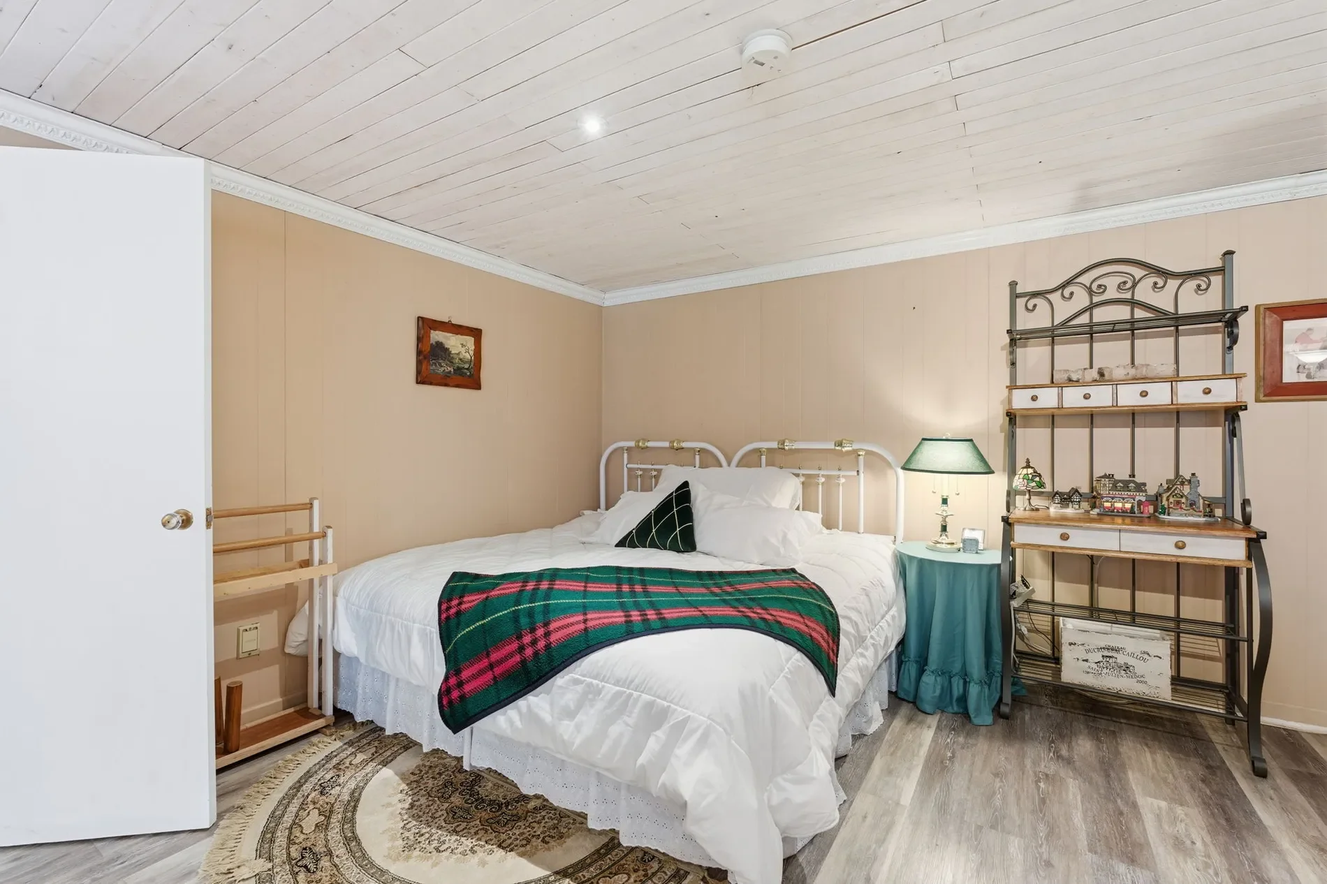 5600 Cedar Springs Rd, Burlington, ON L7P 0B9, Canada, Burlington, Ontario, Canada. - Photo 40