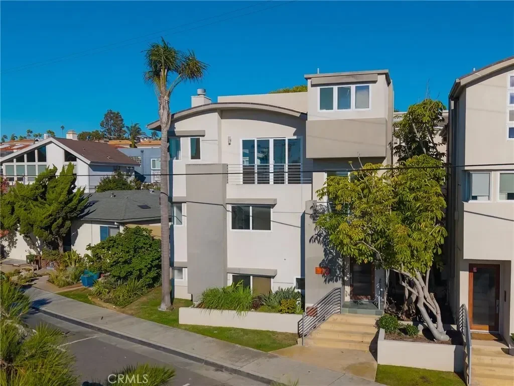 514 Ardmore, Hermosa Beach, California, United States. - Photo 42