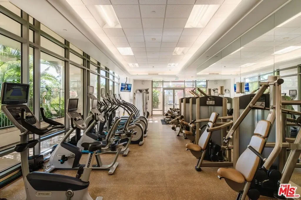 10800 Wilshire Boulevard 502, Los Angeles, California, United States. - Photo 27