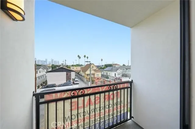 300 E 25th, Los Angeles, CA 90011, Los Angeles, California, United States. - Photo 26