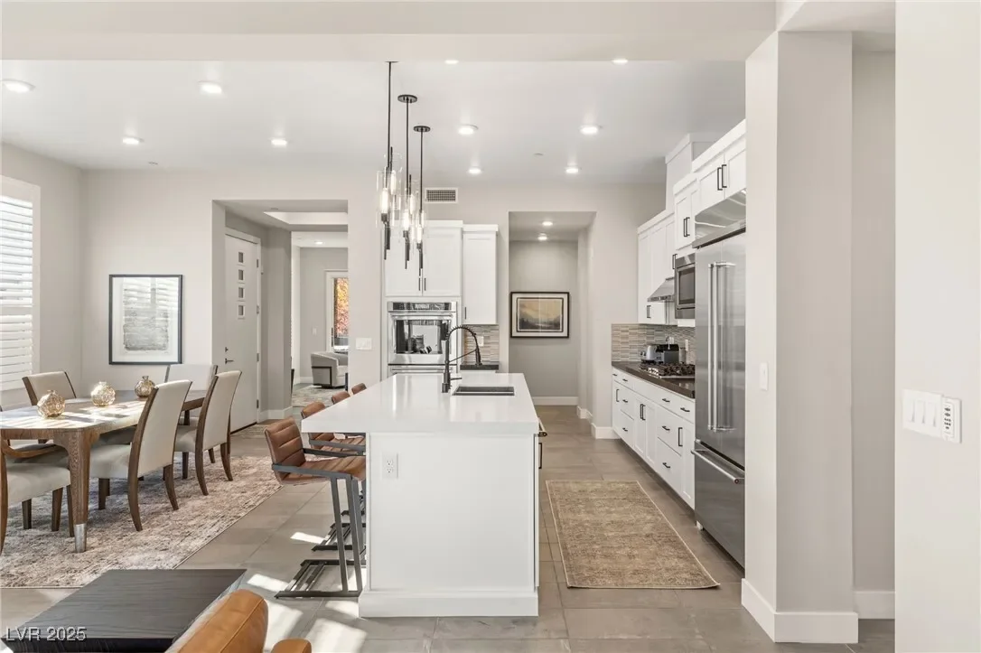 11280 Granite Ridge Drive 1012, Las Vegas, Nevada, United States. - Photo 5