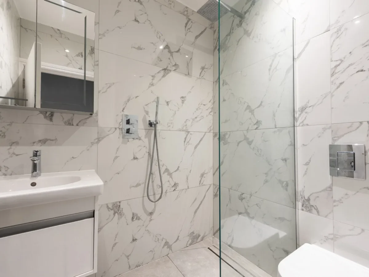 Goldhawk Road, London, W12, London, England, United Kingdom. - Photo 1