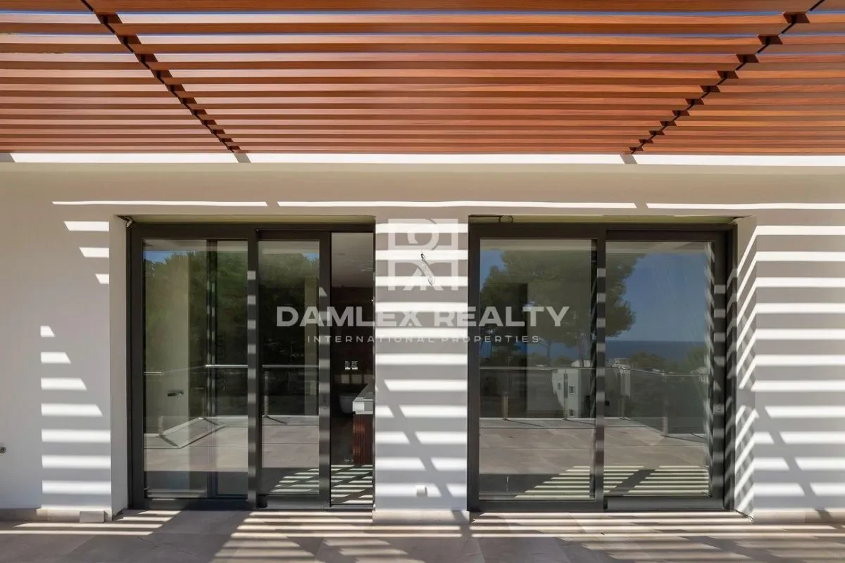 Exterior photo 11