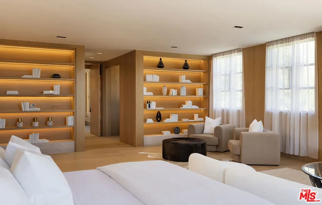 1165 Somera Road, Los Angeles, California, United States. - Photo 15