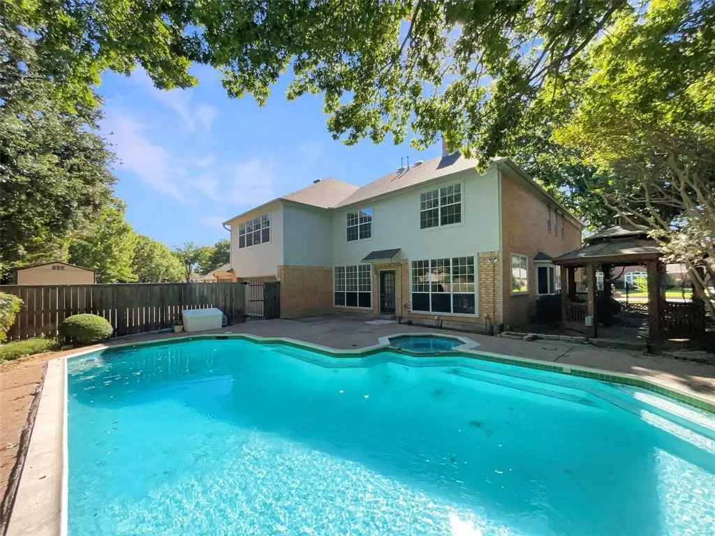 6804 Savannah Lane, Fort Worth, Texas, United States. - Photo 21