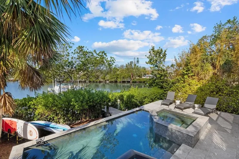 5246 AVENIDA DEL MARE, Siesta Key, FL, 34242, USA, Siesta Key, Florida, United States. - Photo 34