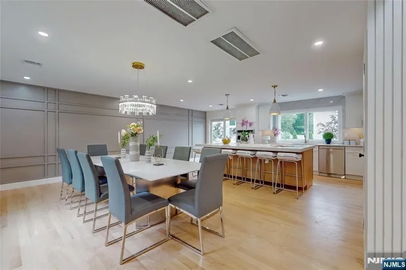 415 Bailey Road, Paramus, NJ, 07652, USA, Paramus, New Jersey, United States. - Photo 37