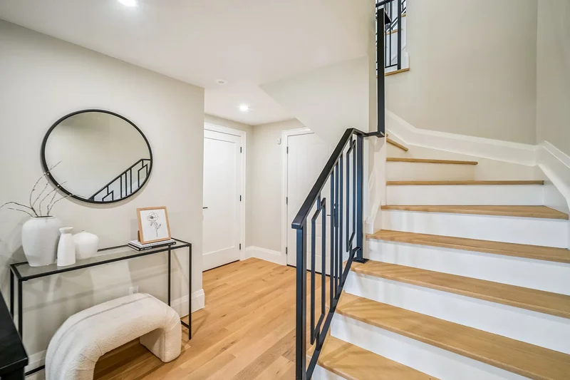 249 Rebecca St, Oakville, ON L6K 2W4, Oakville, Ontario, Canada. - Photo 43