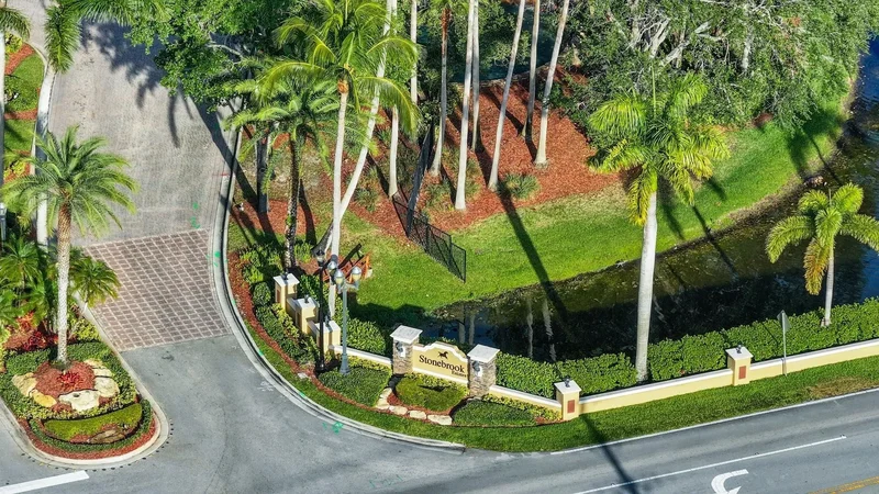 2753 W Stonebrook Cir, Davie, Florida, United States. - Photo 75