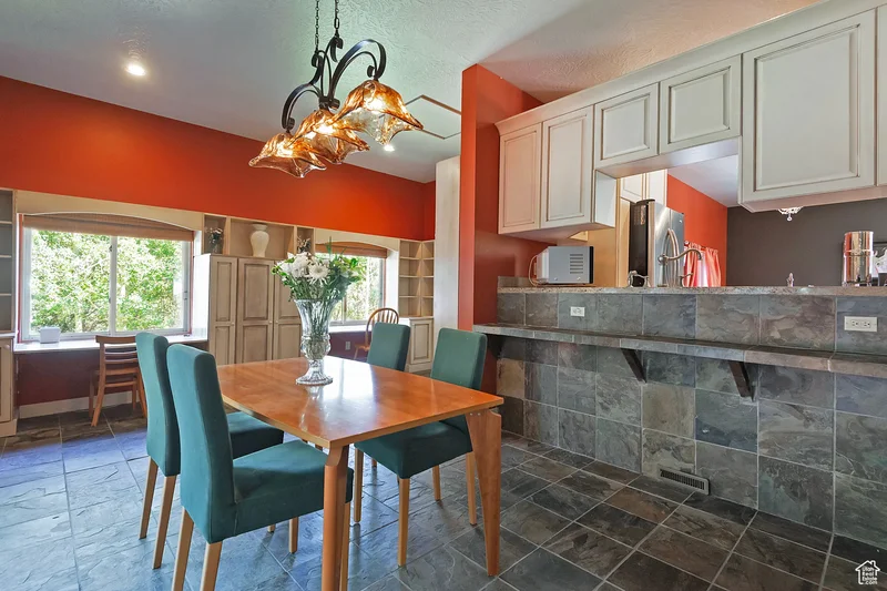 4436 E KENBRIDGE CT., Salt Lake City, Utah, United States. - Photo 37