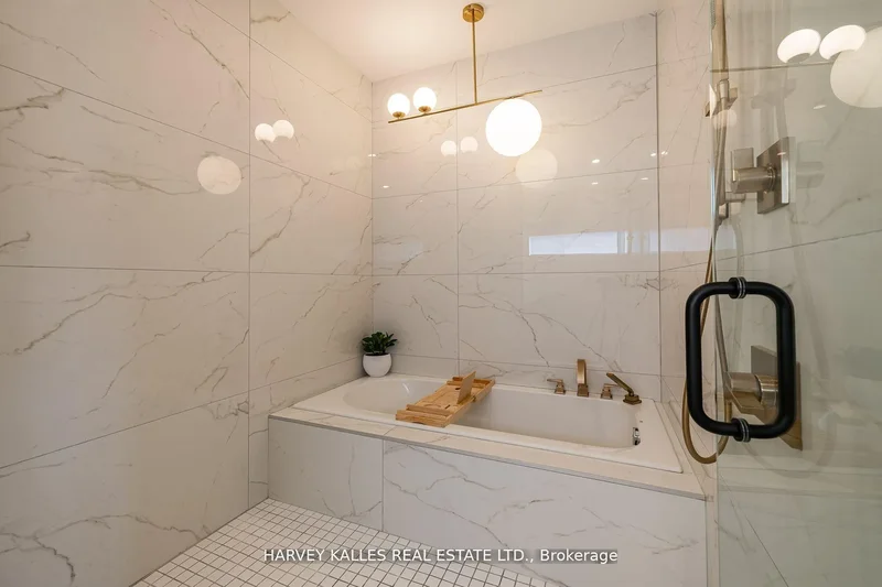121 Fiddlers Green Road, Hamilton, ON, L9G 1W4, CANADA, Hamilton, Ontario, Canada. - Photo 30
