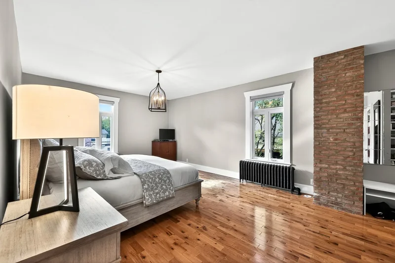 20 Rue St-Charles, Montréal, Quebec, Canada. - Photo 52