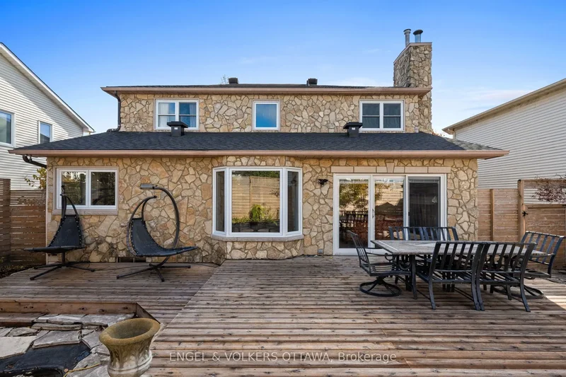 563 Merkley Drive, Ottawa, Ontario, Canada. - Photo 9