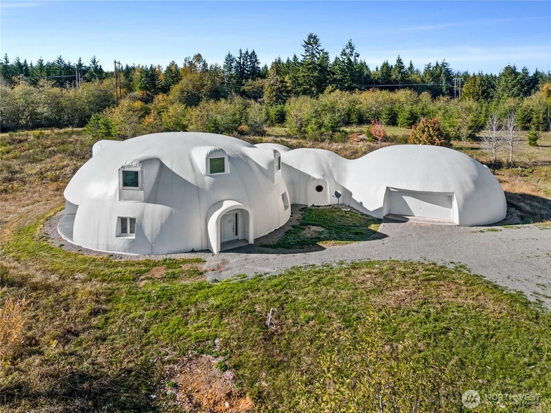 15115 Labrador Lane SW, Rochester, WA 98579, Rochester, Washington, United States. - Photo 1