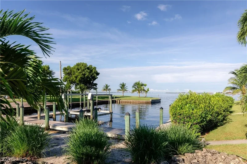 14040 Schultz Rd, Fort Myers, Florida, United States. - Photo 3