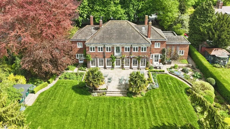 4 Hull Road, Cottingham, Cottingham, England, United Kingdom. - Photo 2