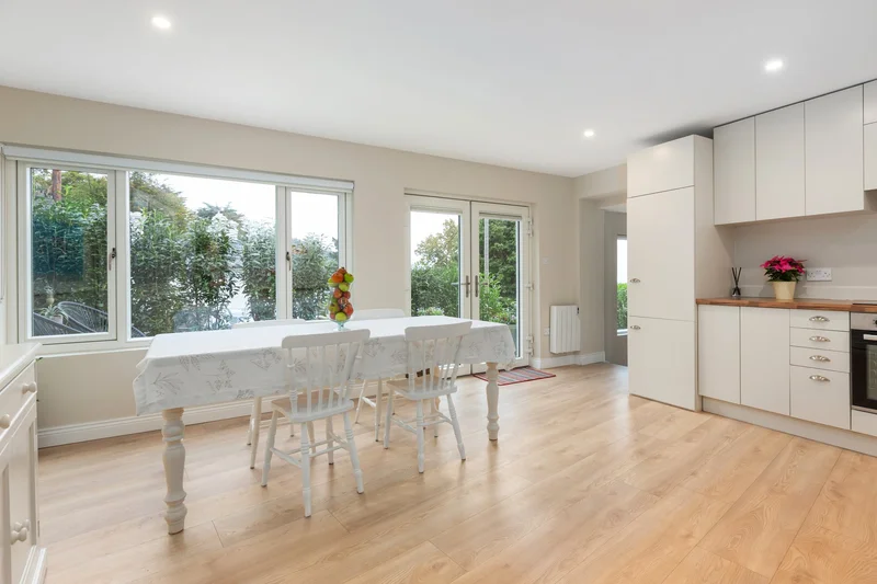 Oakdene Lodge, Saintbury Avenue, Killiney, Co. Dublin, A96 FX68, Dublin, County Dublin, Ireland. - Photo 6