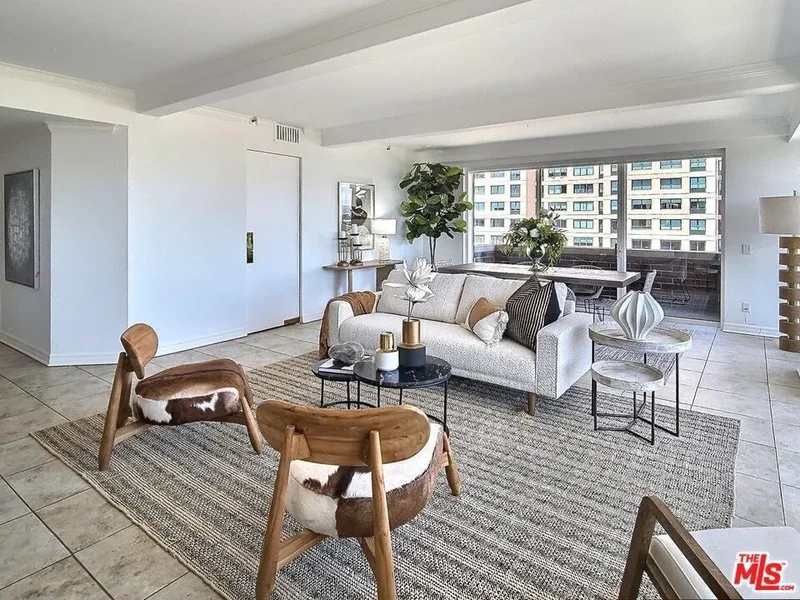 10550 Wilshire Boulevard 1004, Los Angeles, California, United States. - Photo 7