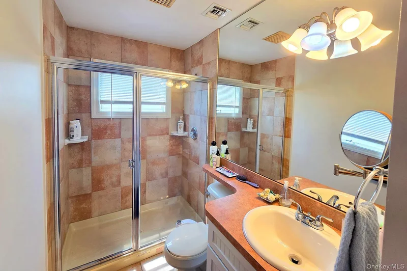 300 Lewis Walk, Yaphank, New York, United States. - Photo 33
