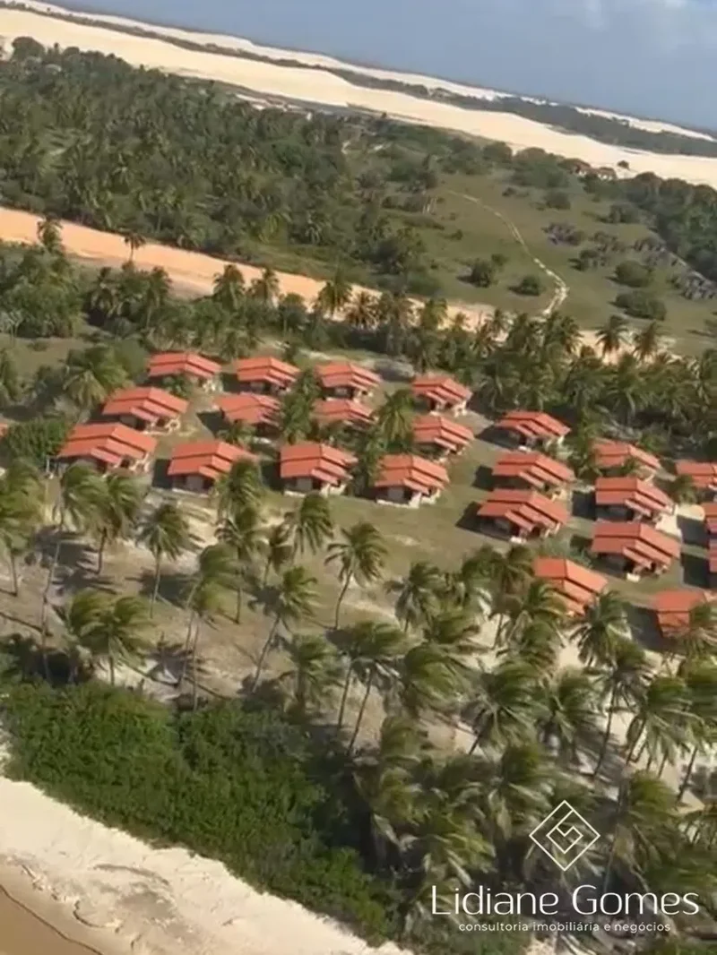 Baleia, State of Ceará, Brazil. - Photo 4