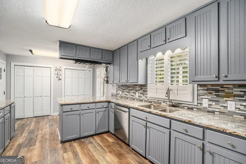 370 Davis Road, Blue Ridge, GA 30513, Blue Ridge, Georgia, United States. - Photo 15