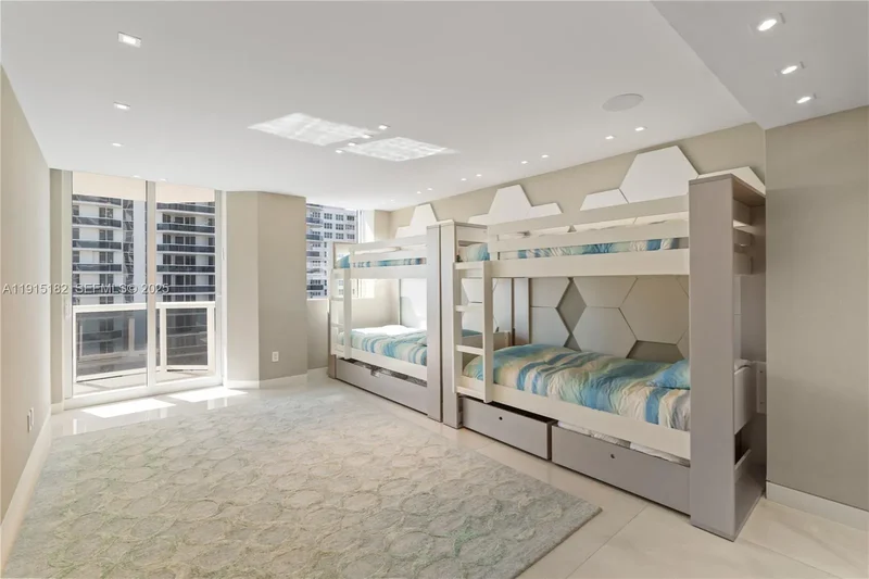 4779 Collins Ave Unit 802/803, Miami Beach, FL 33140, Miami Beach, Florida, United States. - Photo 46