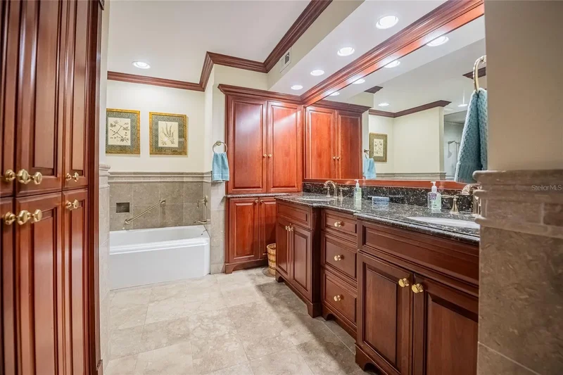 2109 CAMBRIDGE AVENUE, LAKELAND, FL 33803, Lakeland, Florida, United States. - Photo 2