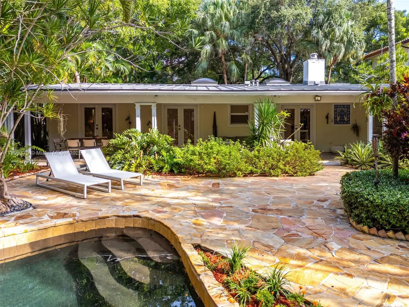 3610 Avocado Ave, Miami, Florida, United States. - Photo 34