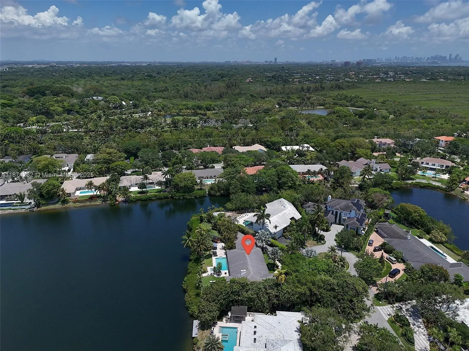 415 Rovino Ave, Coral Gables, Florida, United States. - Photo 3