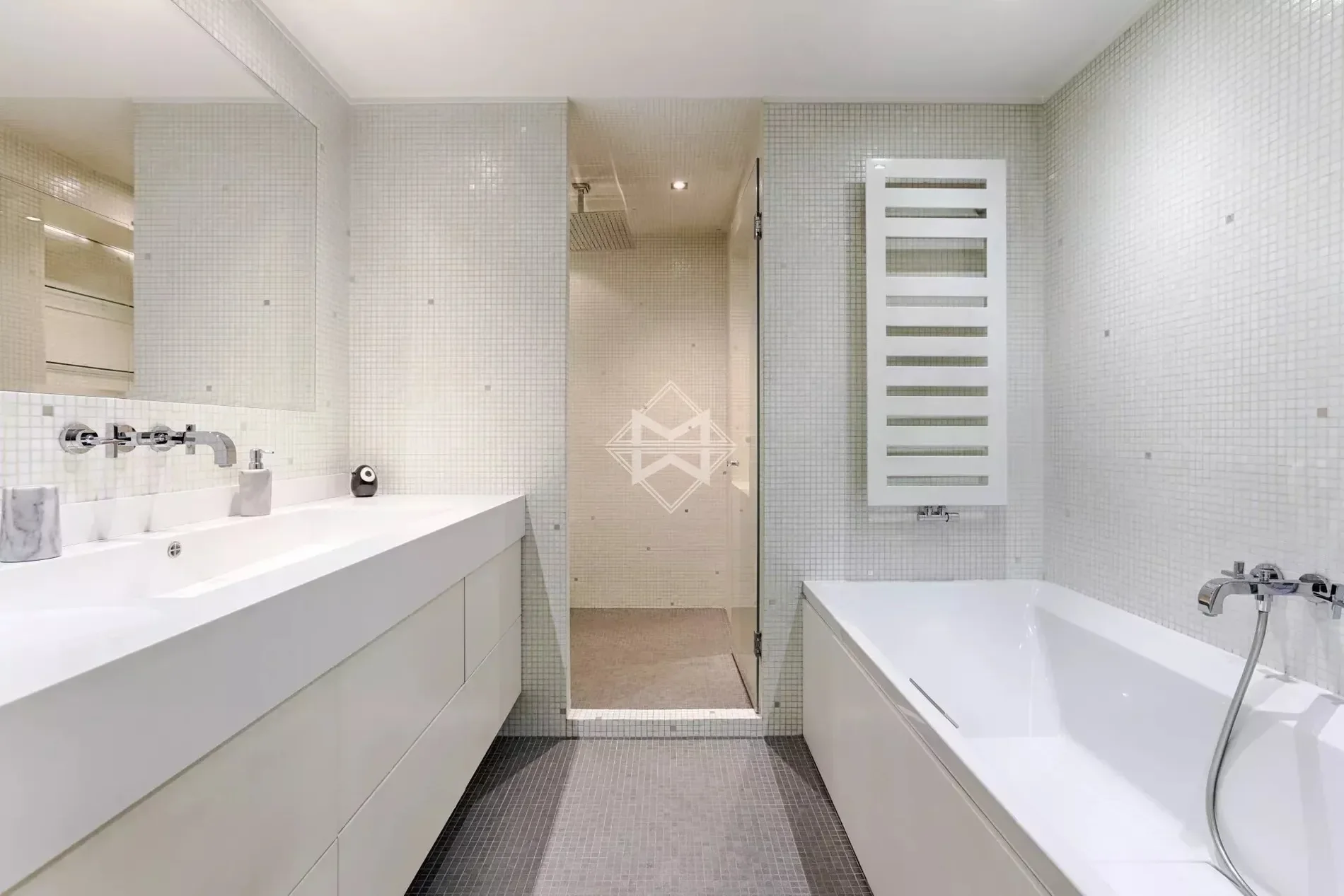 Paris, Île-de-France, France. - Photo 1