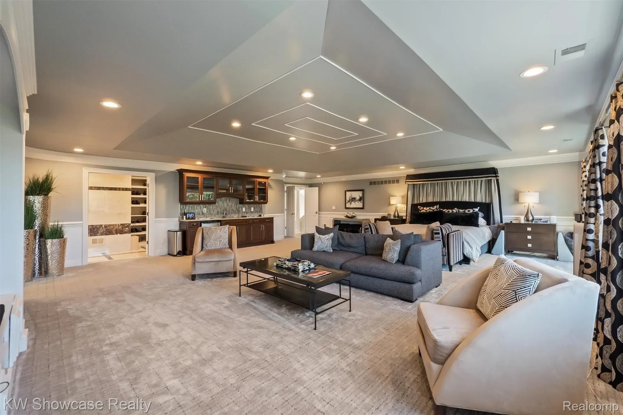 Gallery photo 6