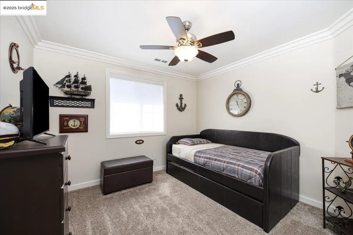 9400 Mountain Blvd, Oakland, California, United States. - Photo 10