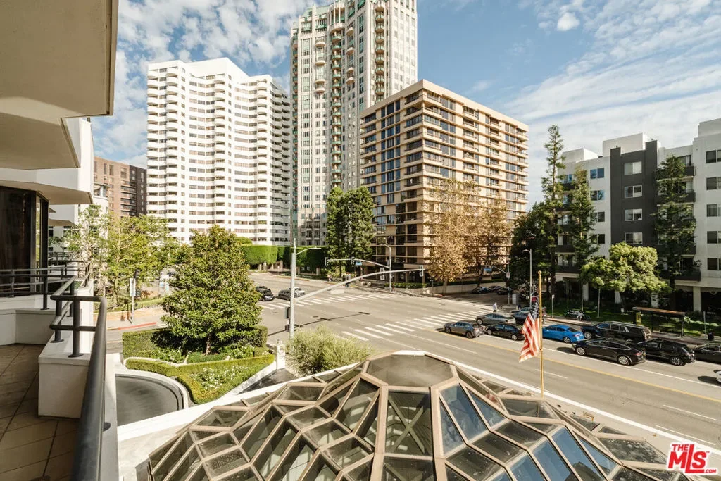 10601 Wilshire Boulevard 303, Los Angeles, California, United States. - Photo 20